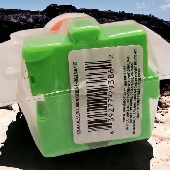 Hula Dancing Girl & Circus Lion Solar Powered Bobble Head Dashboard Decorations - Picture 7 of 14